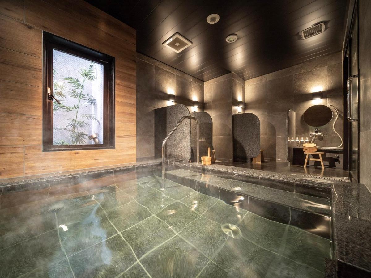 โรงแรม Super Premier Namba Shinsaibashi Natural Hot Spring 3*