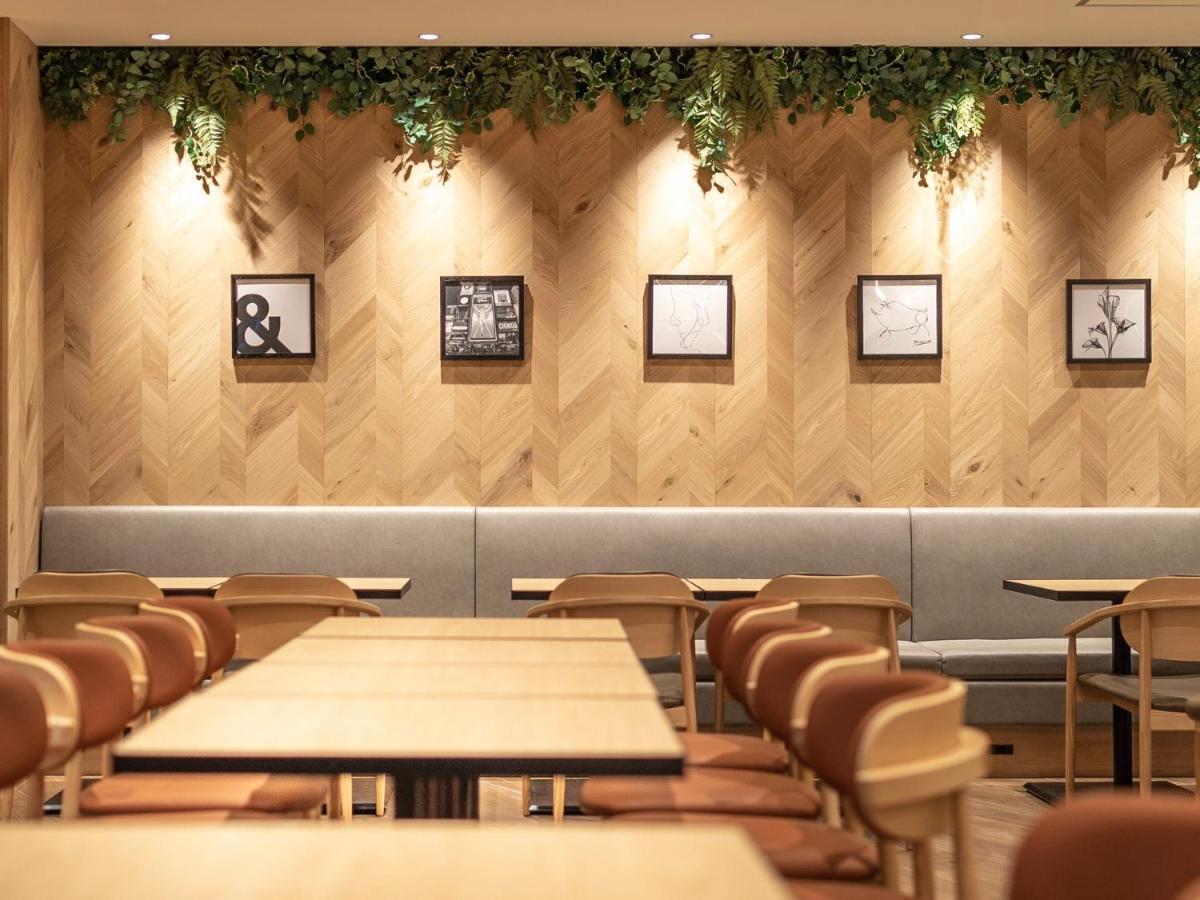 Super Premier Namba Shinsaibashi Natural Hot Spring โรงแรม 3*